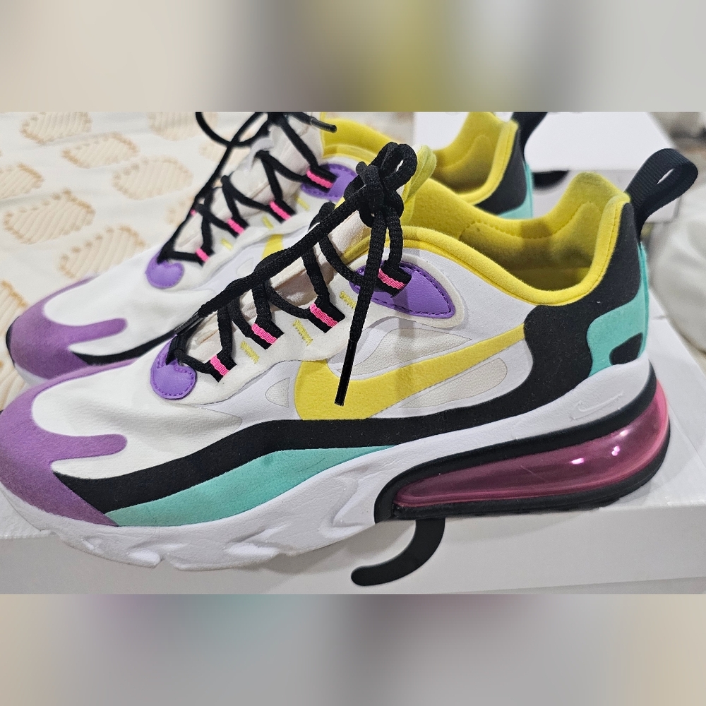 Nike Air Max React 270